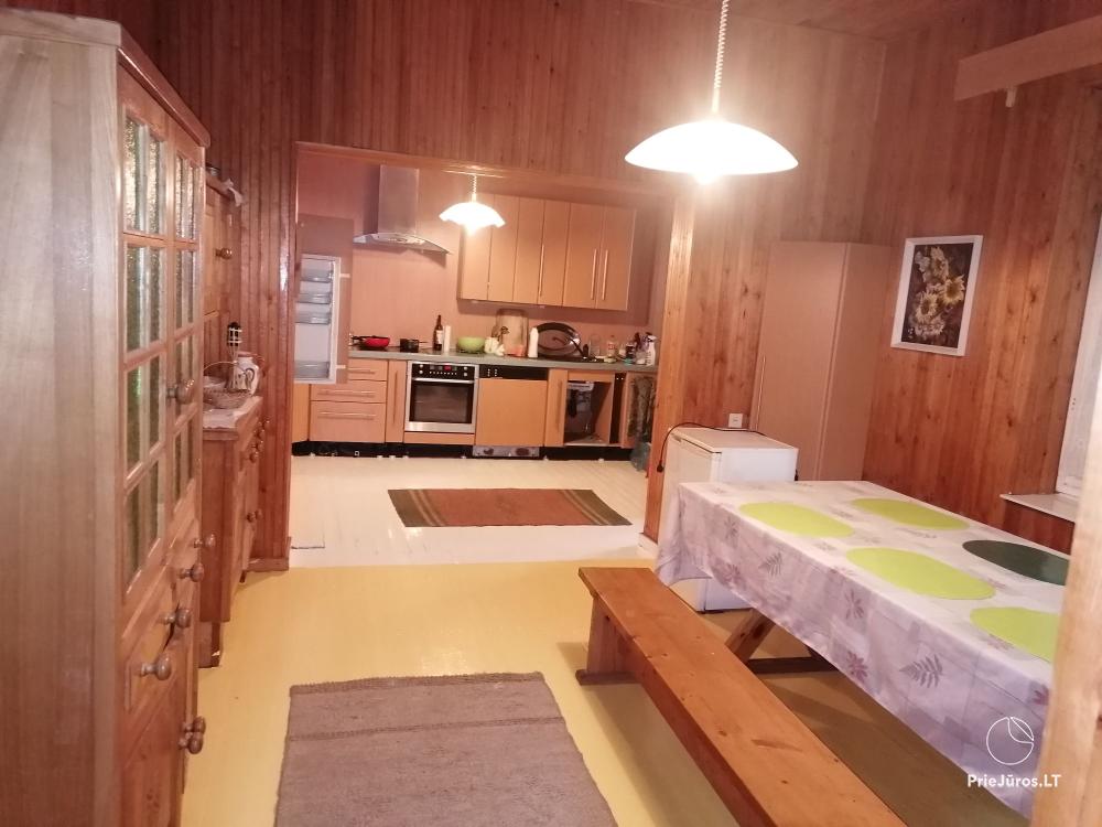 Посуточная аренда номеров и домиков в Папе (Латвия) в усадьбе „Varsbergi“