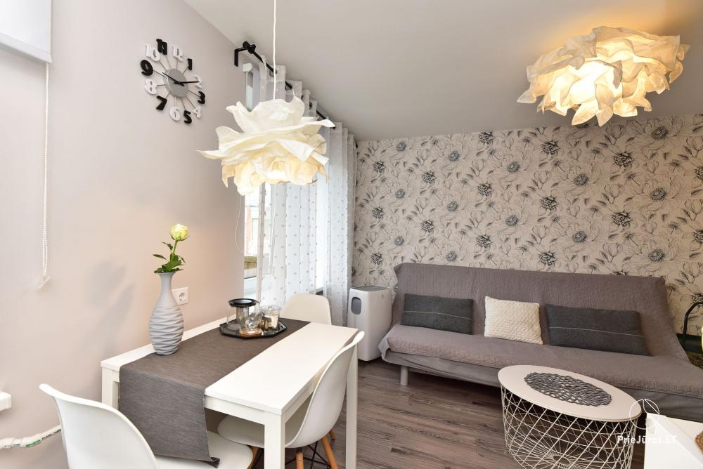Bright, renovated 2-room apartments by the sea