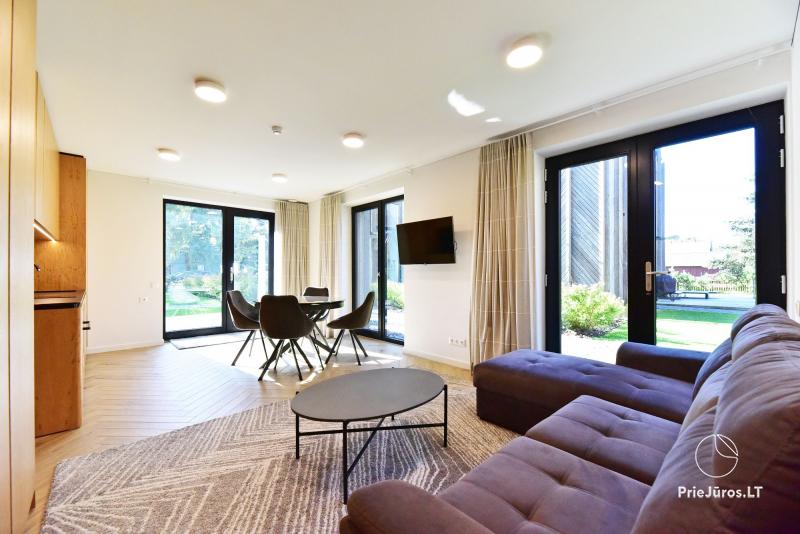 Luxury apartment with three bedrooms in Pervalka for 4-6 persons