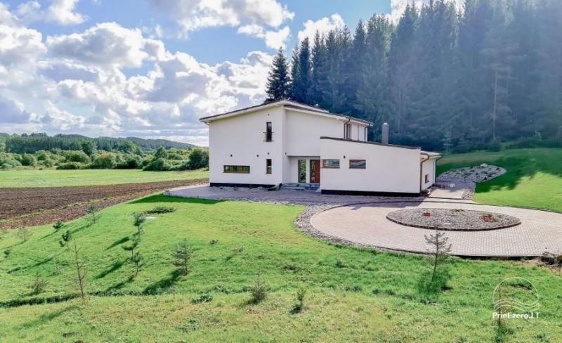 Gehöft mit Festsaal zu vermieten Lunes