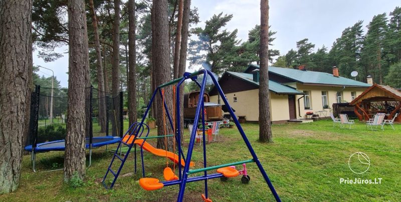Among Seaside Pines Коттедж в аренду