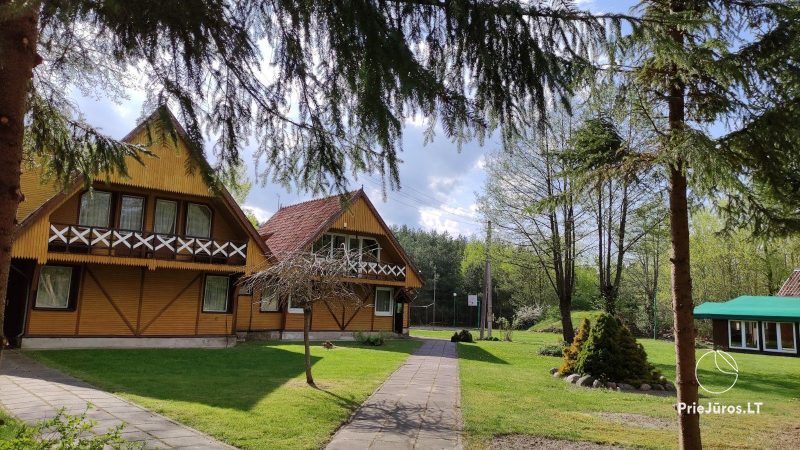 100 m zum Meer. Ferienhaus in Melnrage