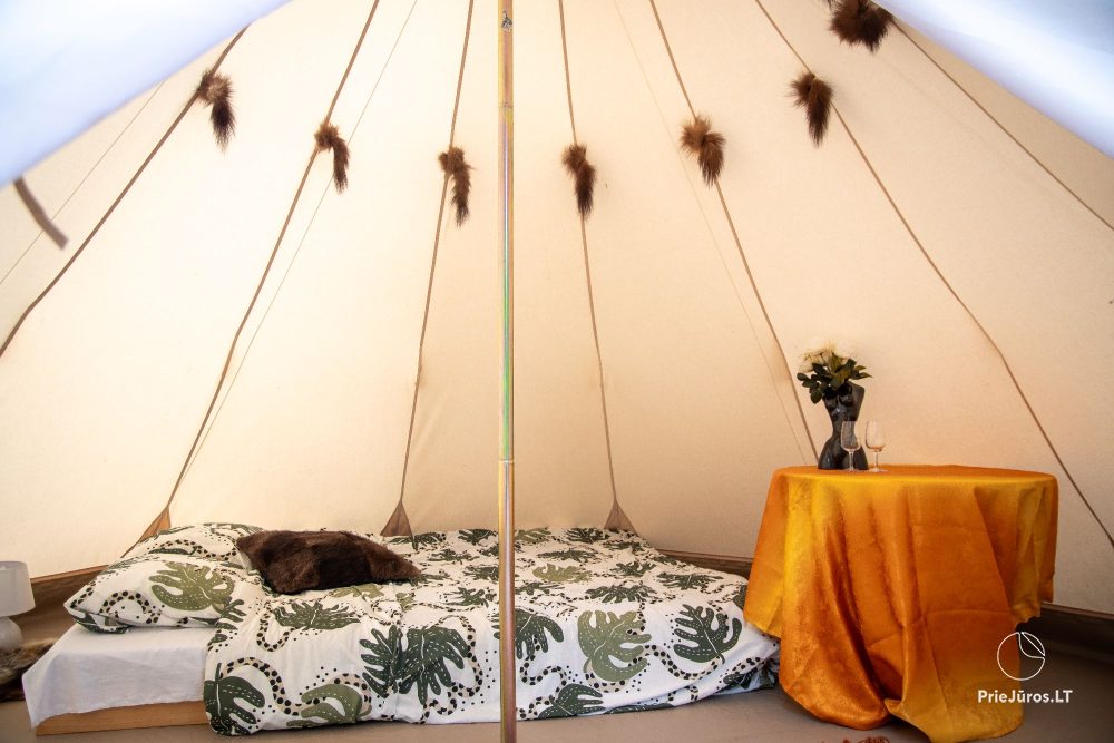 Camping-glamping and holiday cottage Fluffy Horns