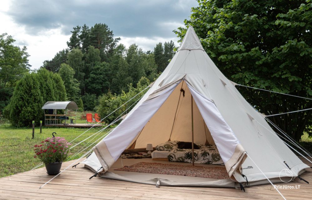 Camping-glamping and holiday cottage Fluffy Horns