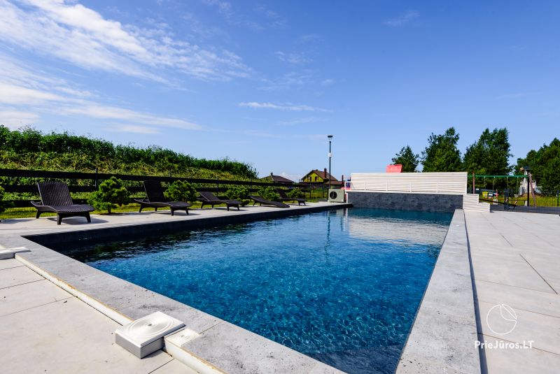 Ferio Villa in Monciskes with bath and pool