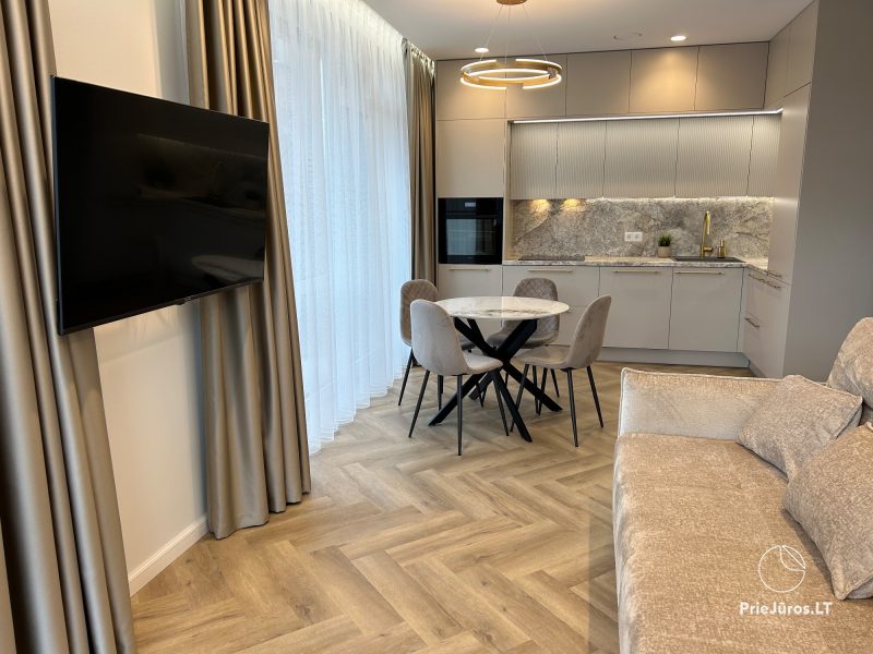 Квартиры в парке в центре. Новая, уютная 3-комнатная квартира с видом на озеро, рядом с историческим центром.