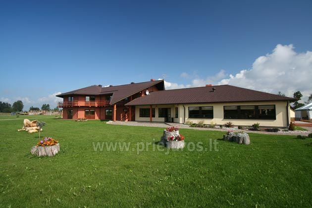 Gasthaus und Ferienhutte in Jurkalne Liedags