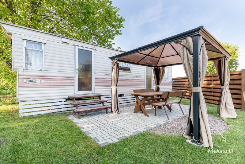 Ferienhäuser und Zimmer mit Annehmlichkeiten zu vermieten