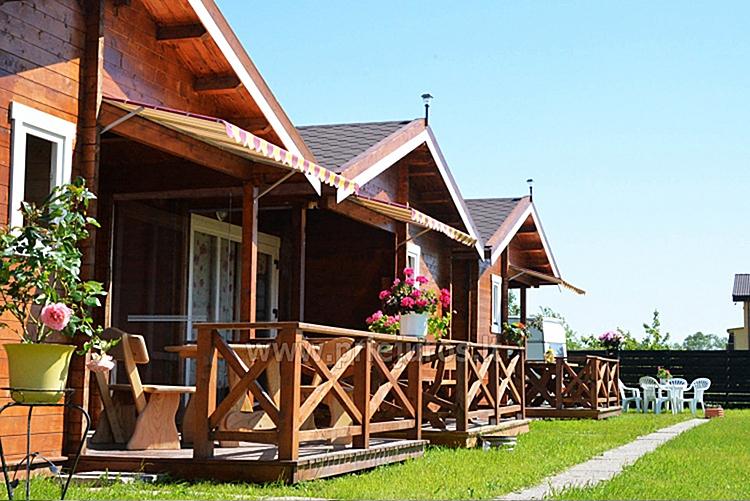 Cosy cottages and guest house in center of Sventoji