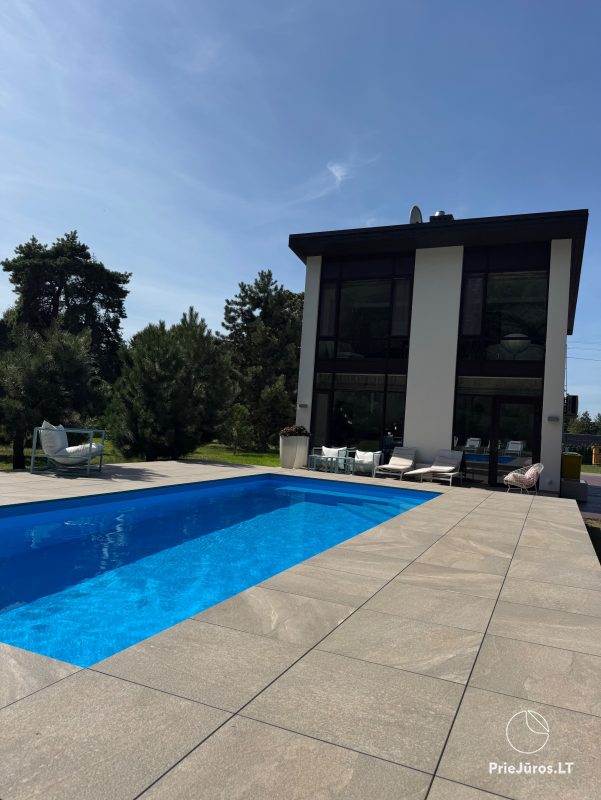 Luxuriös Haus zur Miete Pusyno Oaze: Jacuzzi, Terrasse