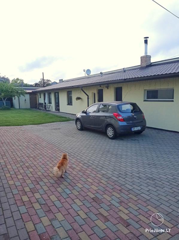 Dwupokojowy apartament w Ventspils w prywatnym domu, miejsce parkingowe