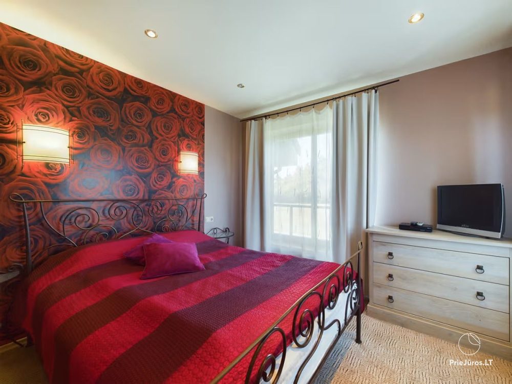 Rose room